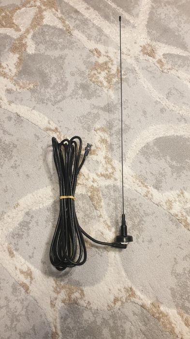 Автомобильная антенна