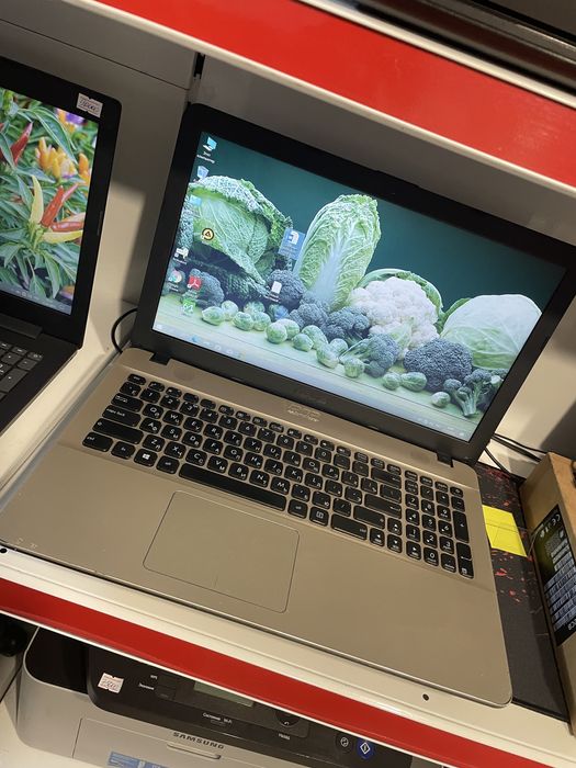 Asus в отличном состоянии!