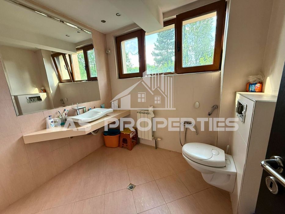 Продава се Къща в Банкя - 400 кв.м за 1875 €/кв.м - Снимка #12