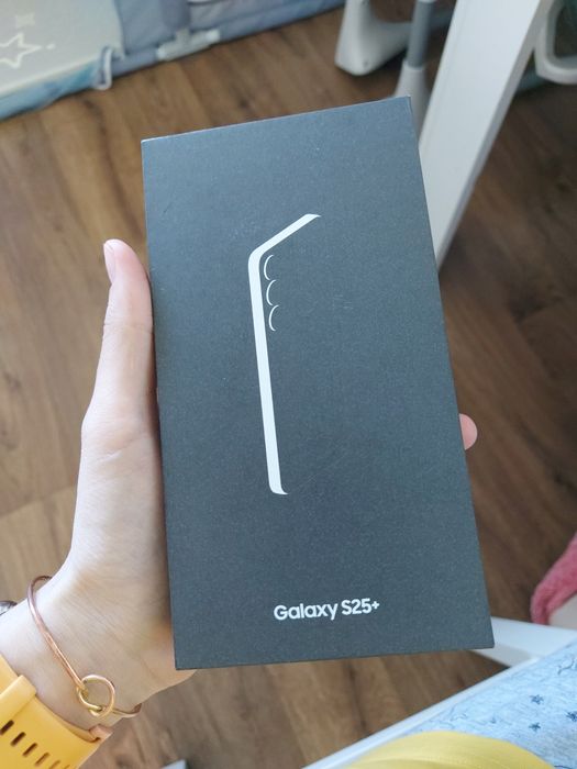 Samsung S 25 plus +