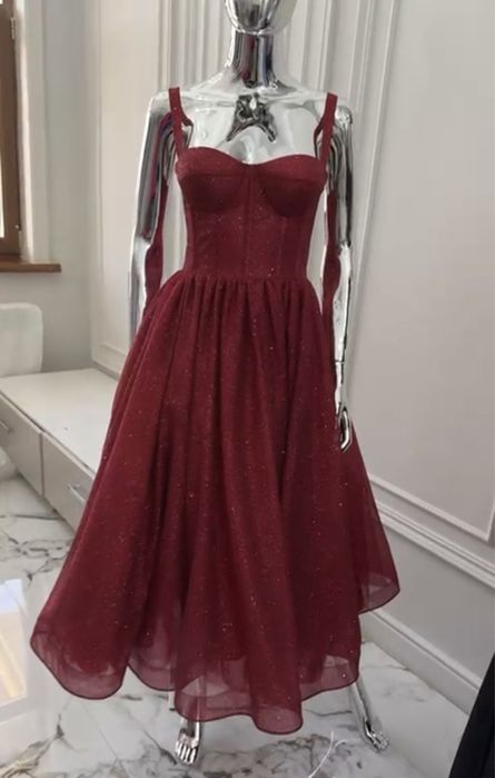 Продам вечерние платья