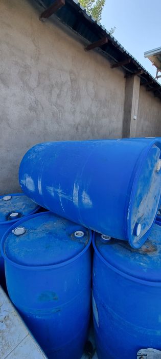 200litrli Bochkalar