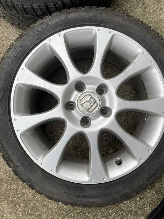 Гуми с джанти за Хонда Акорд 225/45/17