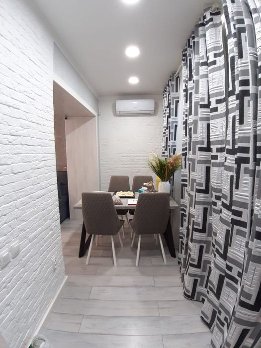 4-комн., 2 этаж, Центр - пр.Абая