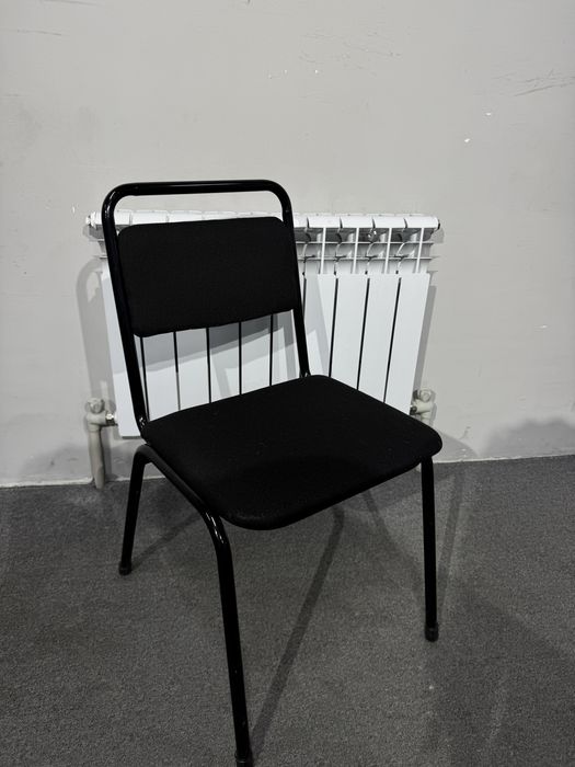 Офисный стул (металлический каркас)