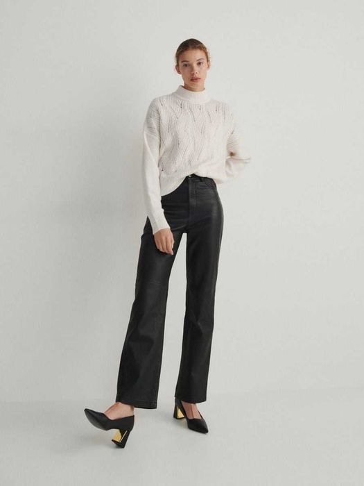 Черни остри обувки, боти на ток и лоуфъри Reserved