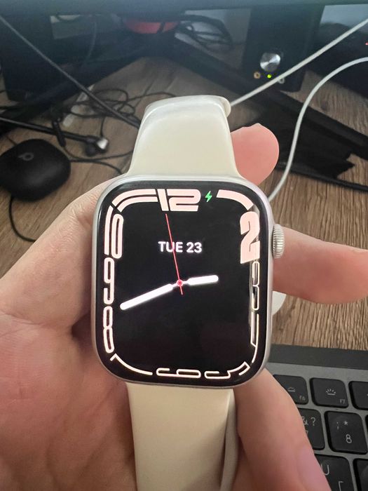 Apple Watch Series 7 45мм