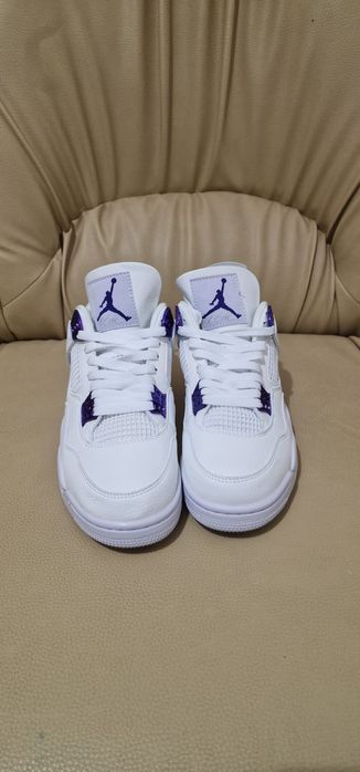 Jordan 4 Metalic purple