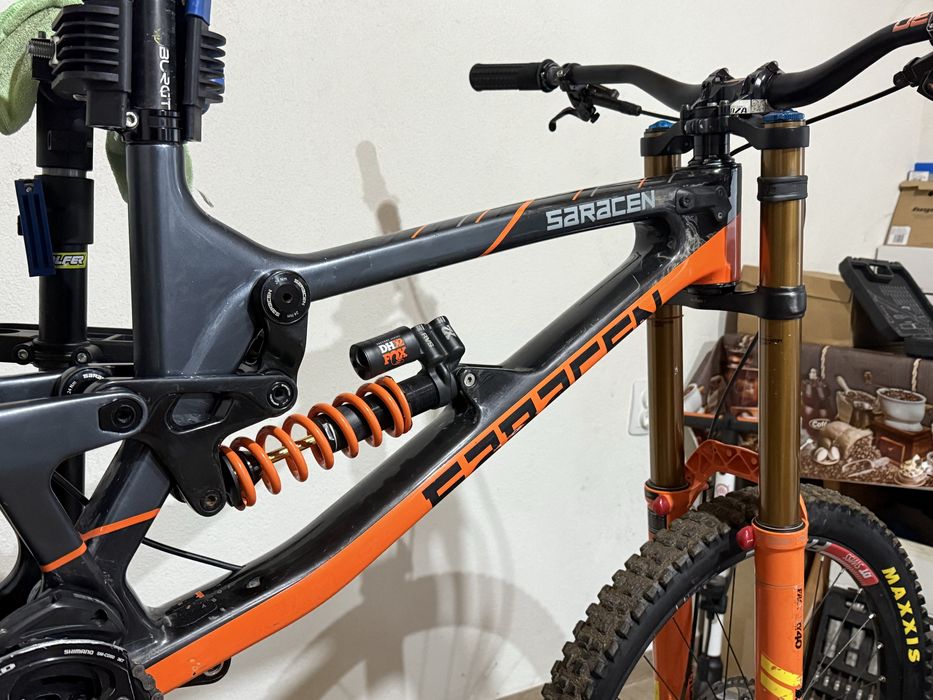 Велосипед за спускане (Downhill)