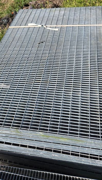 Grătare zincate galvanizate