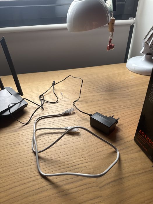 Продам роутер tenda ac10