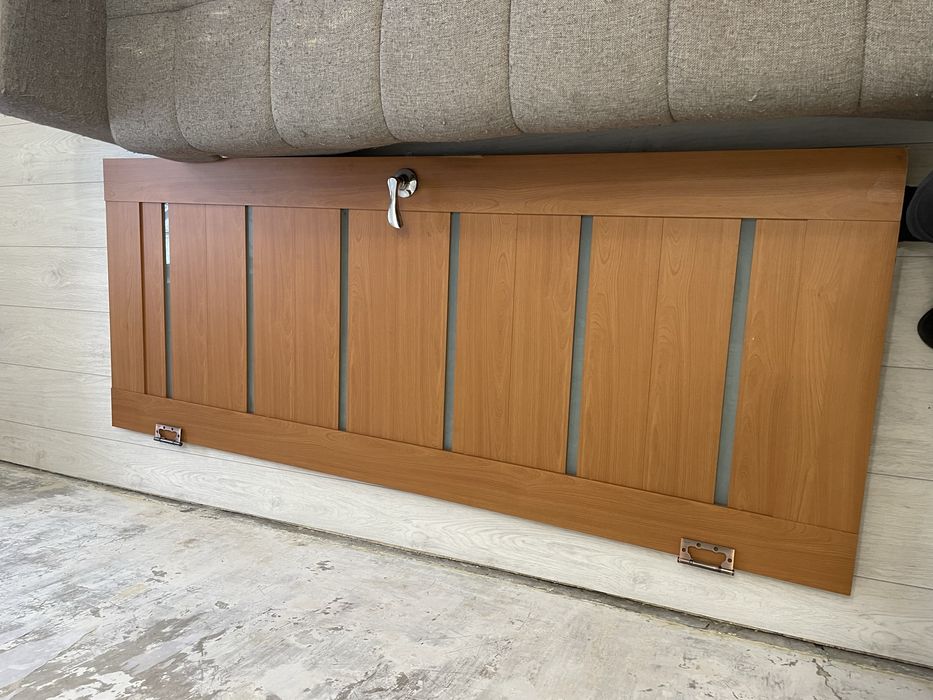 Продаю межкомнатную дверь