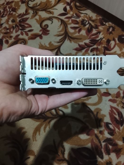 Продам компьютер материнка не работает