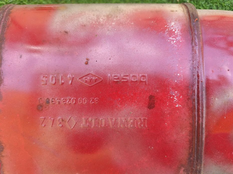 Vând casetofon și toba finala Megane 2