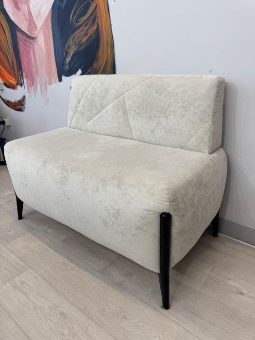 Диванчик ожидания