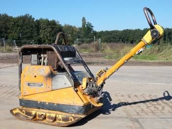 Услуги с трамбовка и виброплочи 950кг.; 130кг.; 75кг.; 65кг.