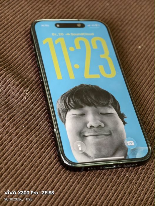 iPhone 15 - 128 GB