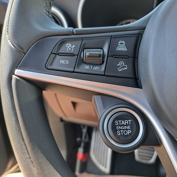 Alfa Romeo Stelvio 2019