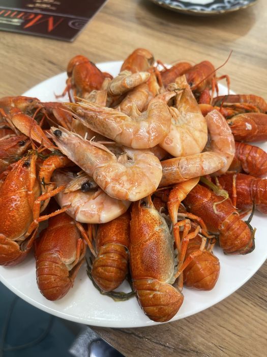 Живые раки на доставку