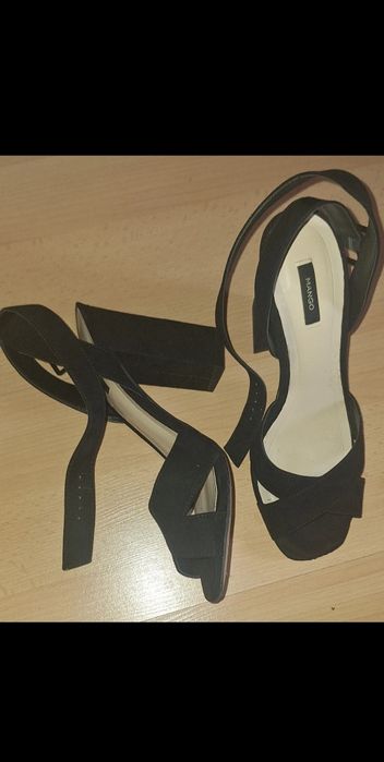 Sandale elegante MANGO