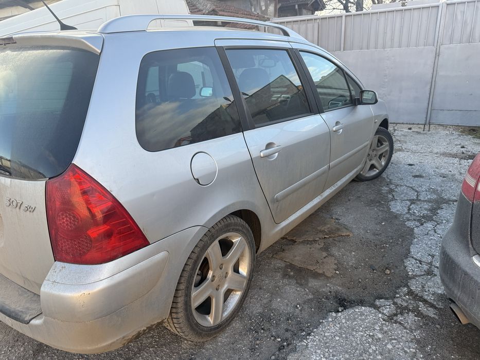 Peugeot 307 na chasti Пежо 307 на части 2.0хди 136