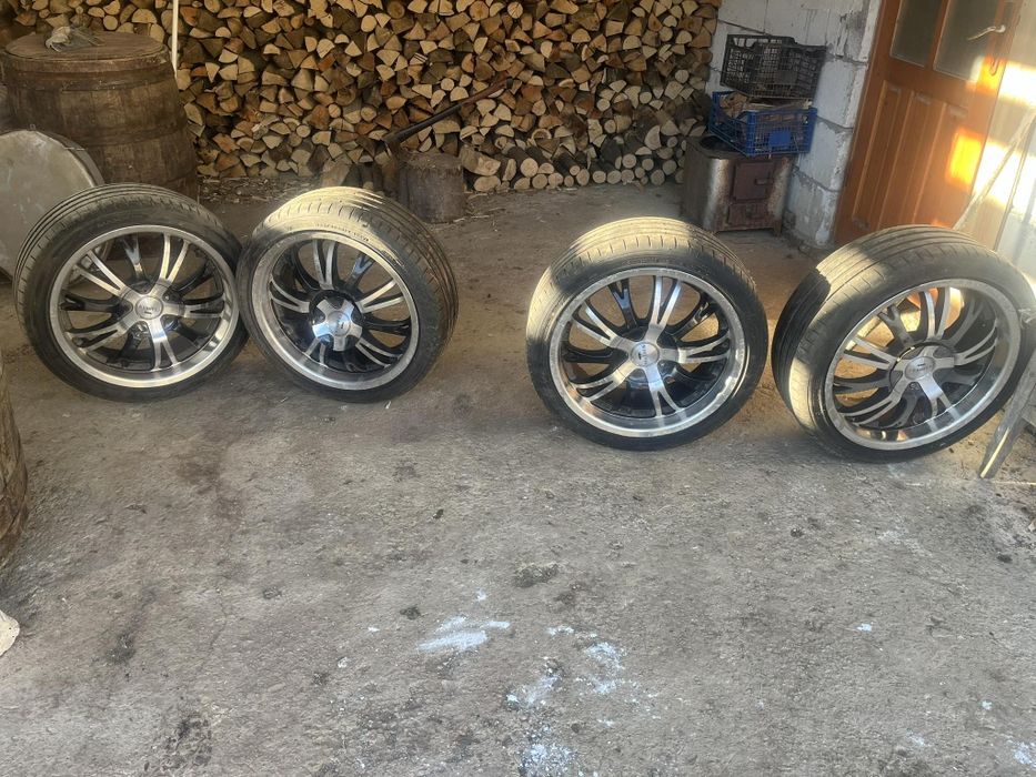 Se vand set 4 jante Franken r18  la pretul de 1200 lei