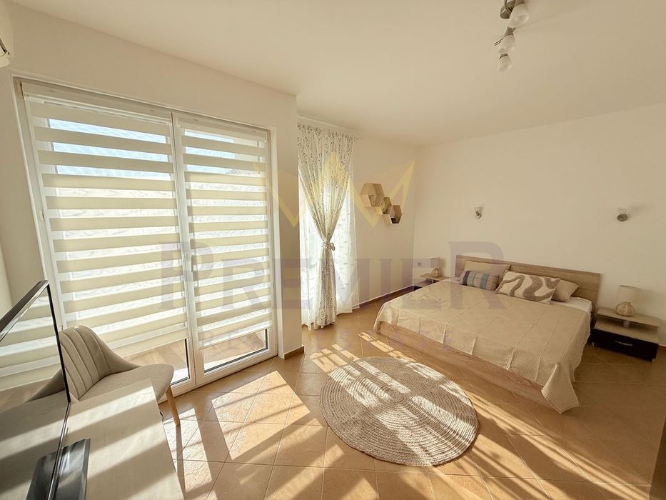 Продава се Тристаен апартамент в к.к. Слънчев бряг - 84 кв.м за 1250 €/кв.м - Снимка #6