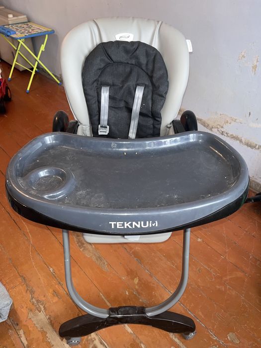 Продам стульчик для кормления