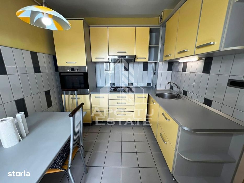 Apartament 3 camere zona Vlaicu