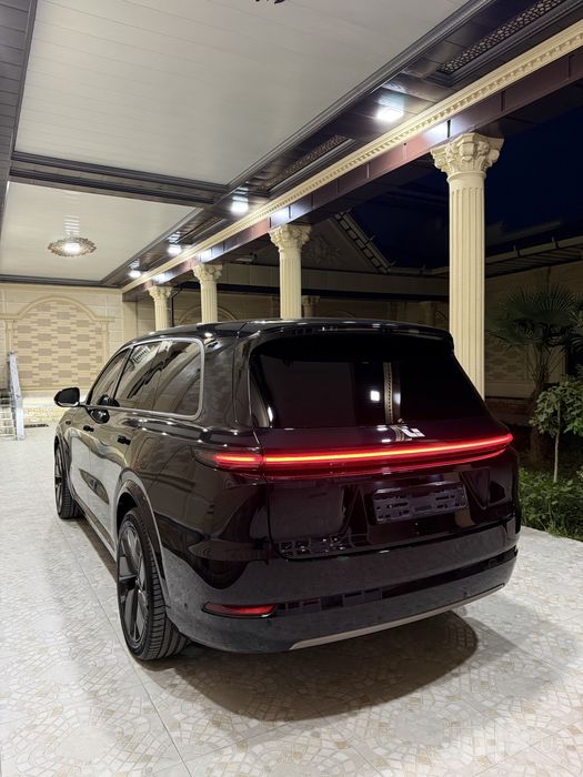 Lixiang Li9 ultra restyling