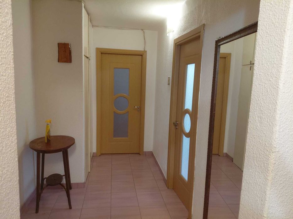 Inchiriez apartament 2 camere-Craiova-cartier 1 Mai , tel.0740828150