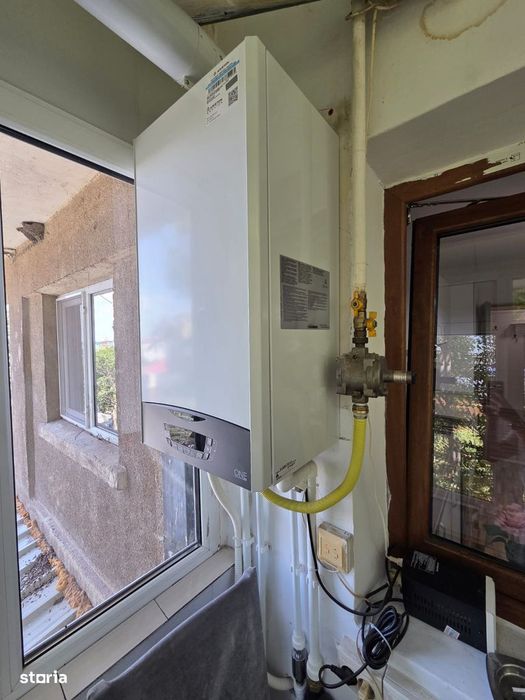CHIRIE- Apartament 3 camere, mobilat și utilat, Etaj 3, Zona Pelican