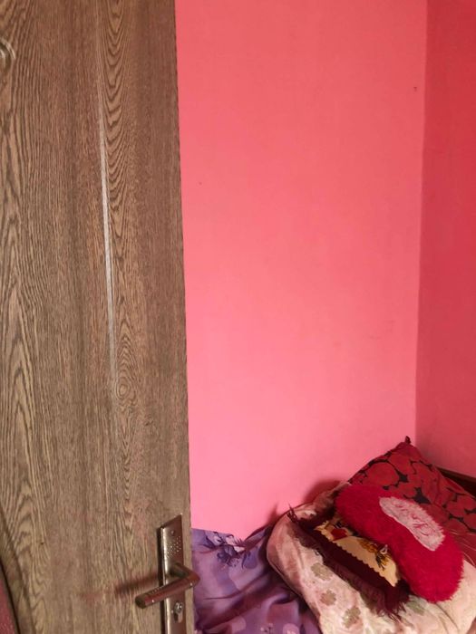 Vând apartament de 2 camere