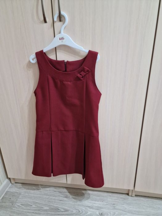 Продам сарафан и жилетку