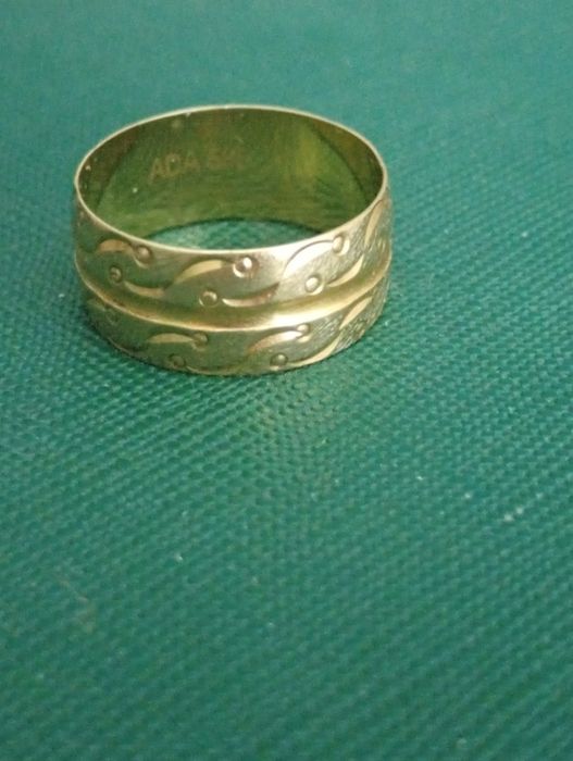 Золотое кольцо 585