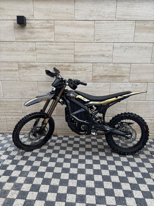 Surron ultra bee 2025                 https://vm.tiktok.com/ZNRkWp4hk/