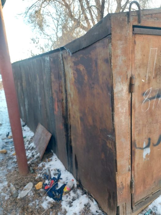 Продам гараж.Рынок Караван