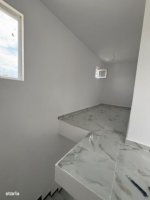 Vilă cu 4 camere, Navodari