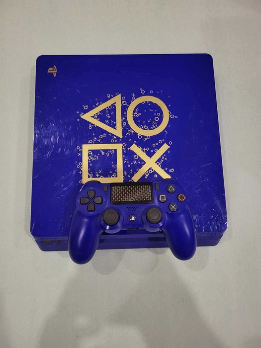 Плейстейшън 4 слим