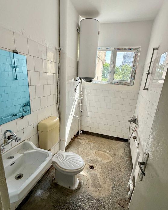 Продава се Тристаен апартамент в Пловдив, Кършияка - 68 кв.м за 818 €/кв.м - Снимка #8