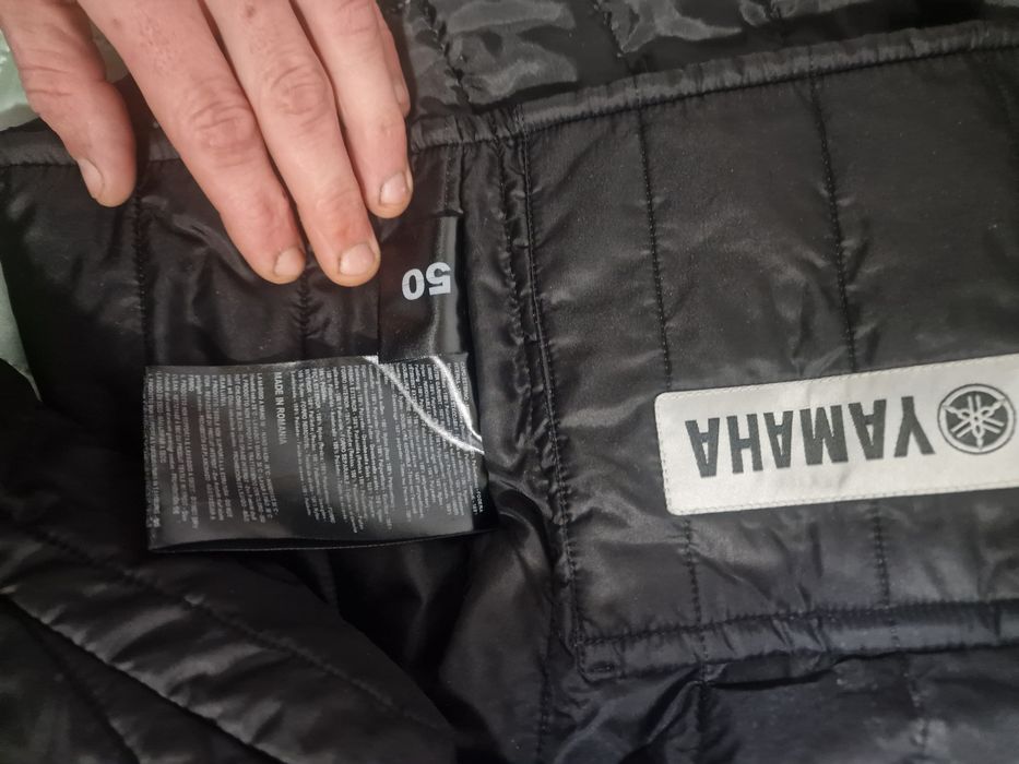 Мото яке Yamaha от няколко части, отлично.