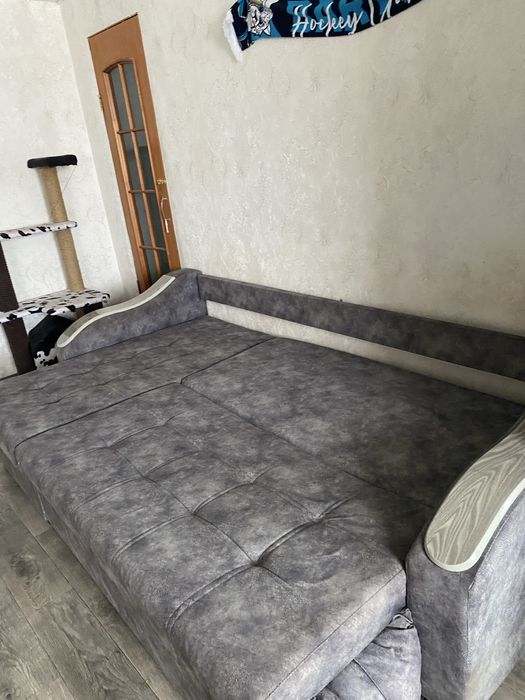 Диван продам хороший