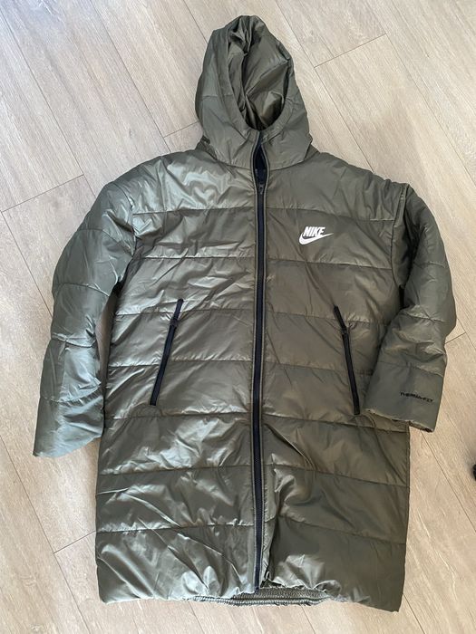 Оригинална дълга зимна  шуба Nike L