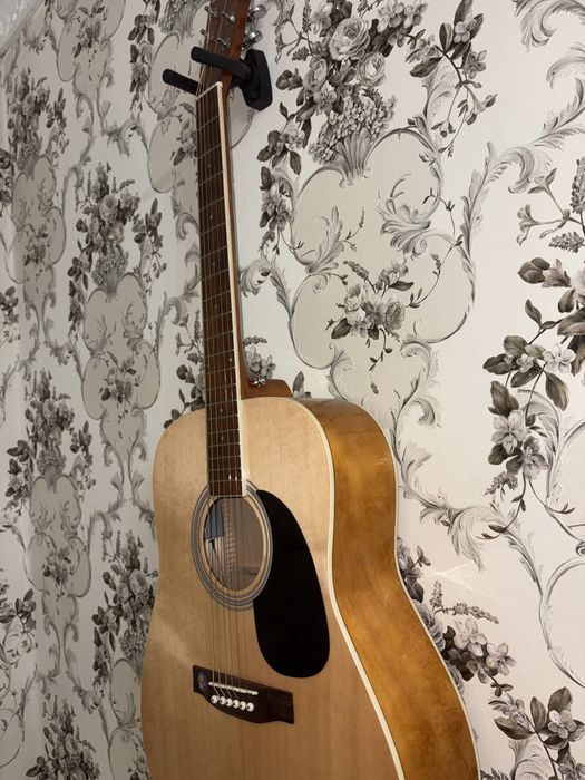 Акустическая Гитара Levinson