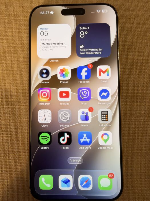 Apple iPhone 16 Pro Max 512GB Natural Titanium, 90% Батерия. С гаранция