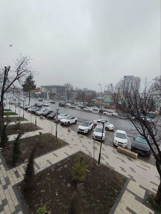 продажу помещение, ул.Шарафа Рашидова, мост Малика 270 кв/м.