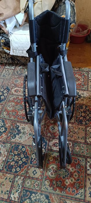 Инвалидная коляска