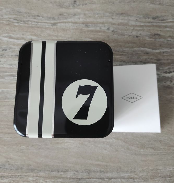 Мъжки оригинален часовник Fossil Latitude 50 мм