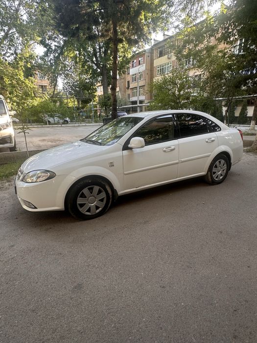 Other Lacetti / Gentra 2010 — 2