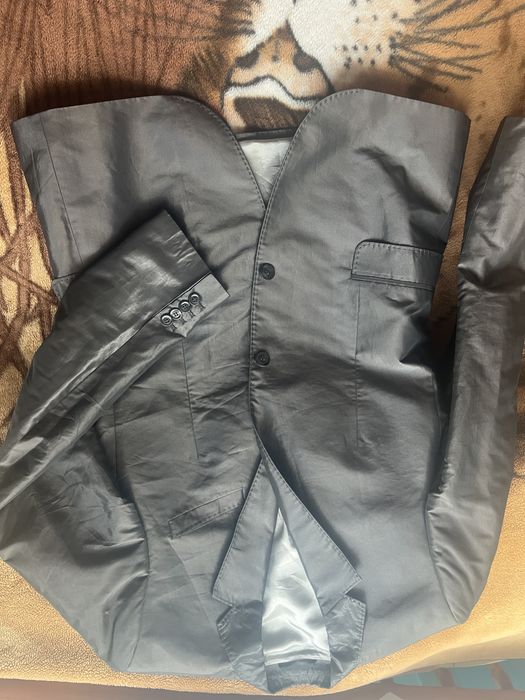 Костюм с лъскав ефект Paruchen